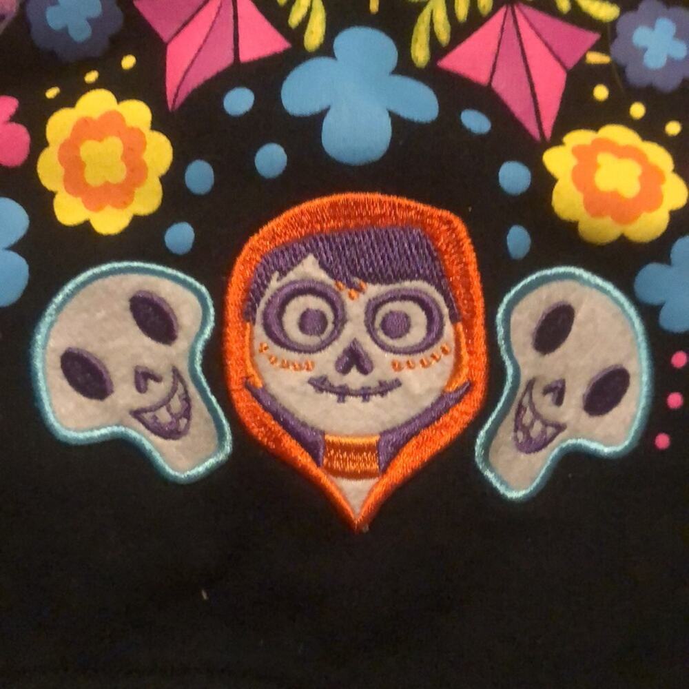 Disney Parks Merch Youth Size Medium Coco Seize Your Moment Zip up Hoodie Pixar - Picture 2 of 9